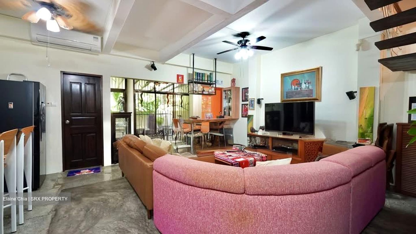 Sennett Terrace (D16), Terrace #535347891